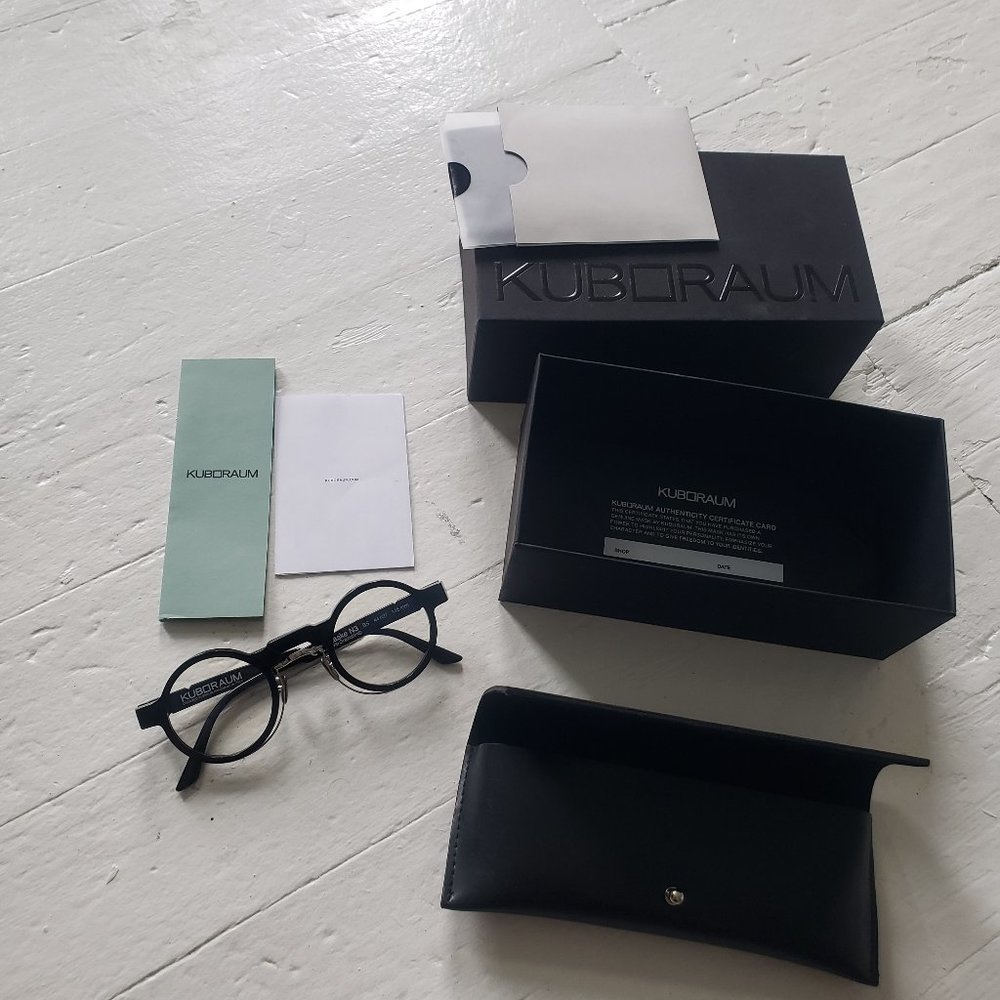 Kuboraum Glasses N3 44-27